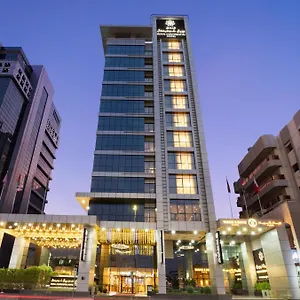 Otel Royal Continental, Dubai