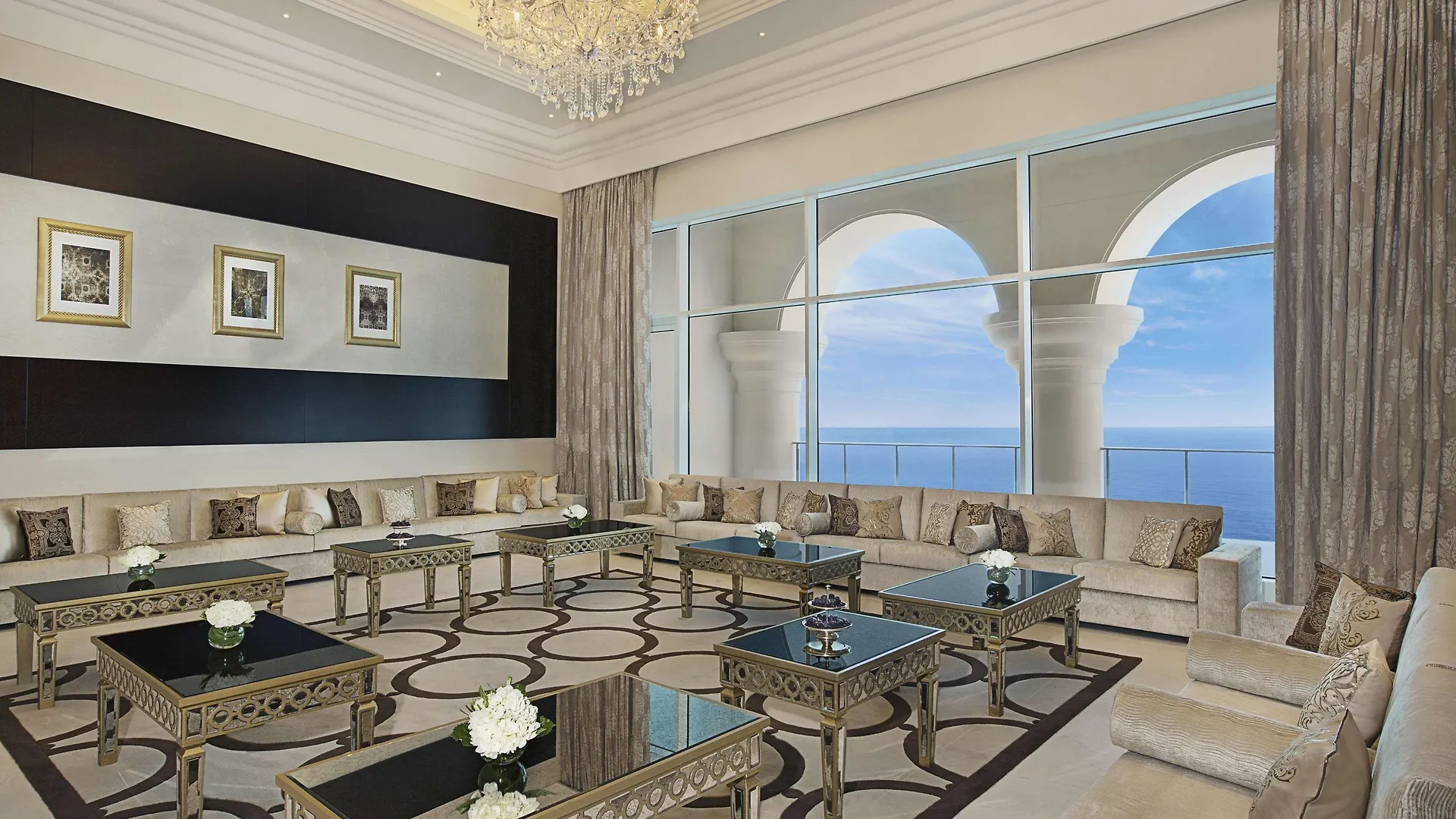Waldorf Astoria Dubai Palm Jumeirah 5*,