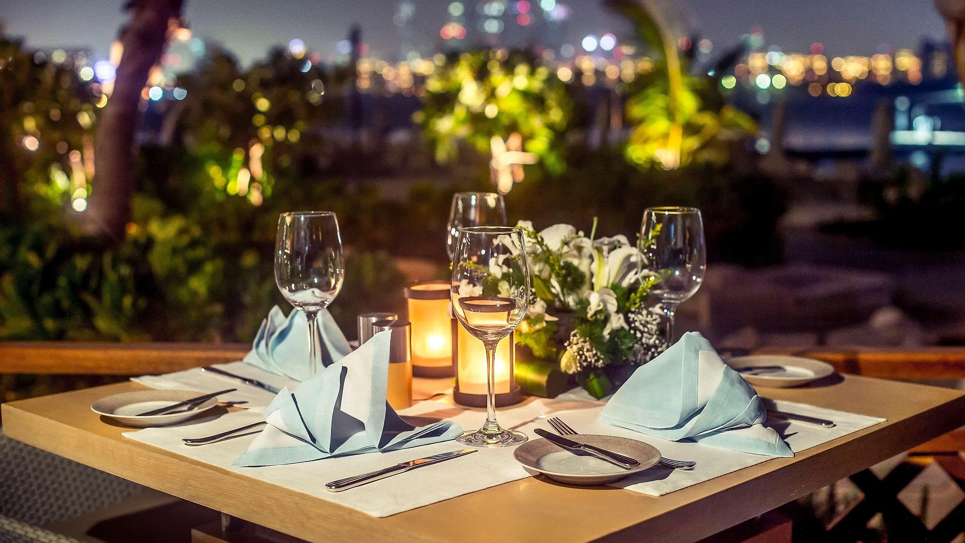 ***** Rezort Waldorf Astoria Dubai Palm Jumeirah Spojené arabské emiráty