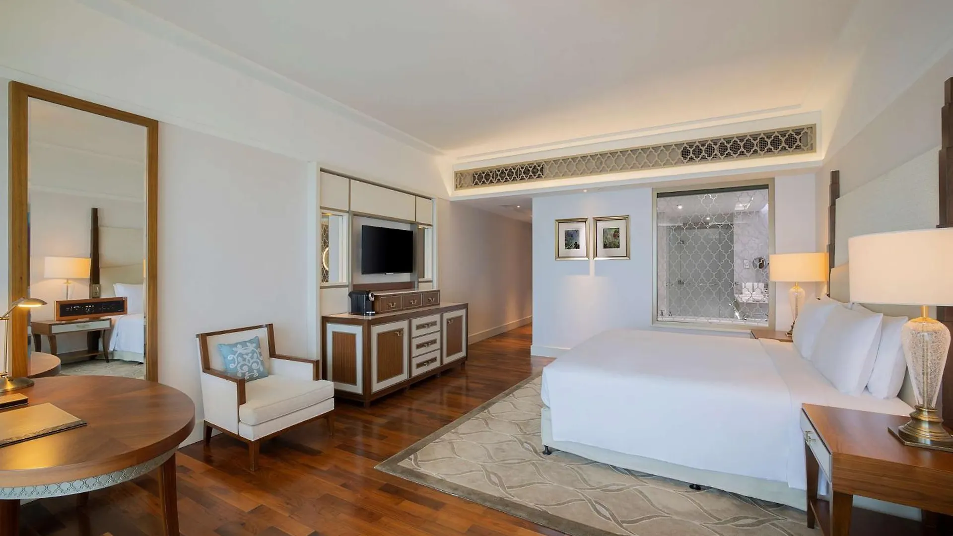 Rezort Waldorf Astoria Dubai Palm Jumeirah